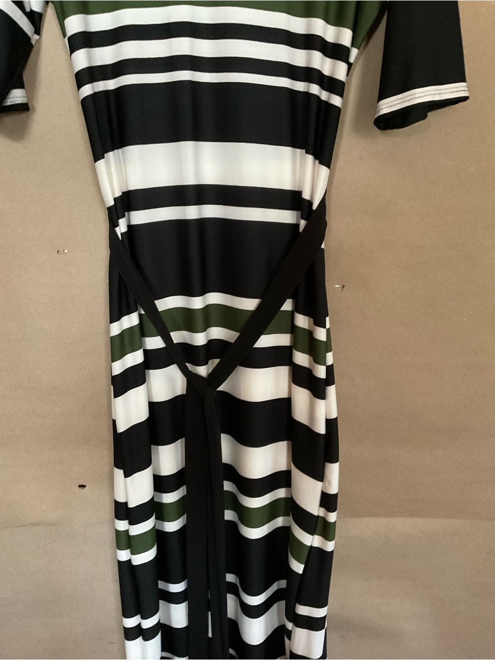 Karen Stevens NWT Striped V-Neck Maxi Dress in Olive, Black & White. Size M. - Picture 2 of 8